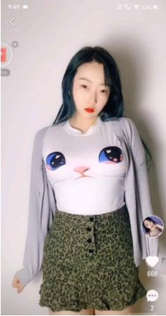 浮力主播快手大球女神欣妹果舞最新合集1V1G，精彩舞姿