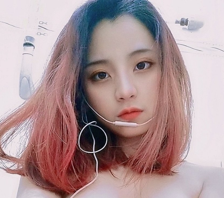 百度云yuumeilyn童颜大罩杯合集36部50.6GED2K+网盘