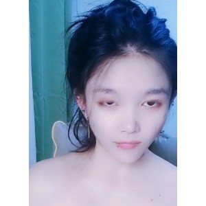 OnlyFans月亮女王超反差SM视频22部16.2G优质身材