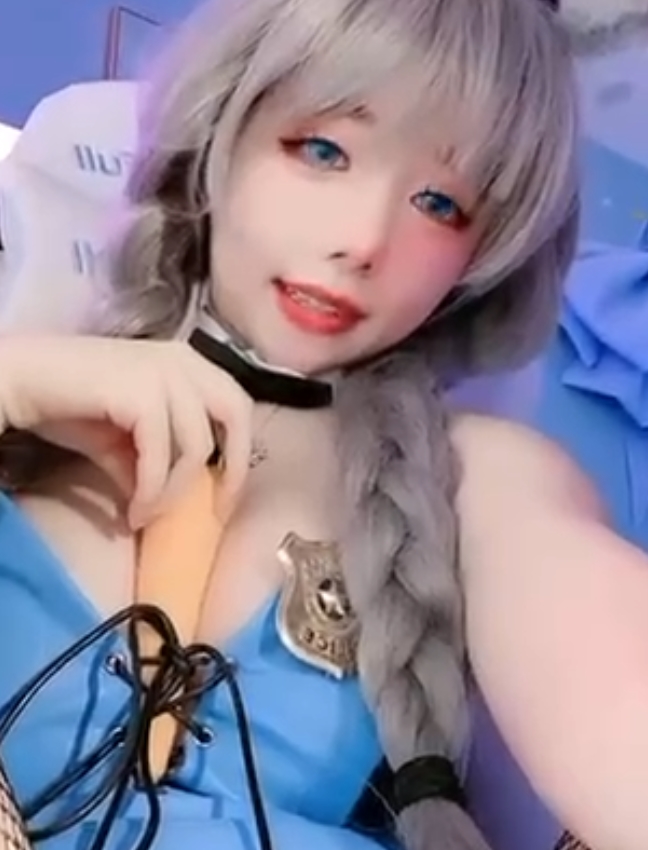 拖把女神佳佳抖音合集5.8G热舞87部真会扭