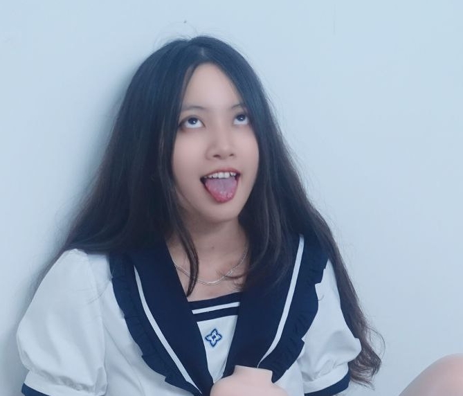 推特卡夫卡的小菜猫学生风视频24部2.1G青涩学妹