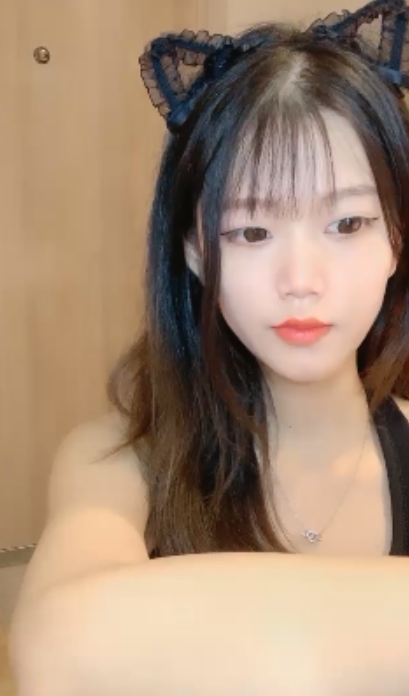 葡萄妹妹热舞绝密展示13v9.1g快手舞蹈合集