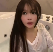 推特十三叔酒店三人行1V92M超火辣