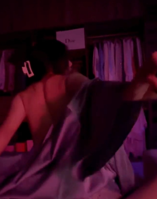 **西门官人约会大神私密视频24部21.9G热辣**