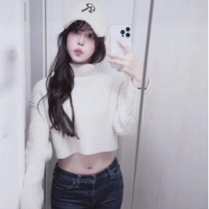 超火辣Ycancan作品合集网盘50部71.68G太销魂