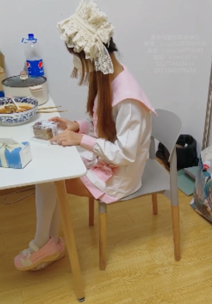 精华收集合法妹子54部23.4G超清爽