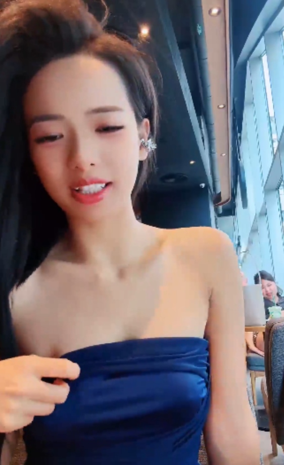 小小晴INS自拍视频合集6部4.06G太诱惑