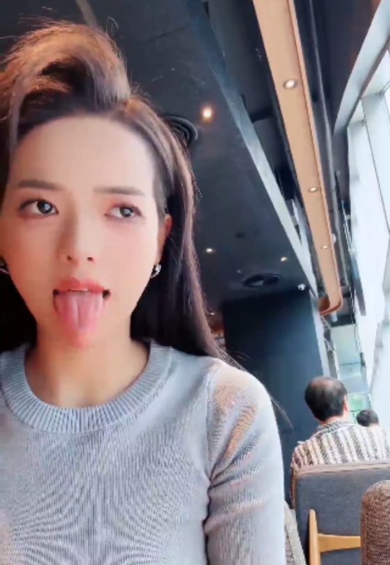 小小晴INS自拍视频合集6部4.06G太诱惑