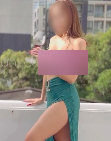 丰满妻子siroccofans泰国居家私拍120部48.4G蜜桃轻熟