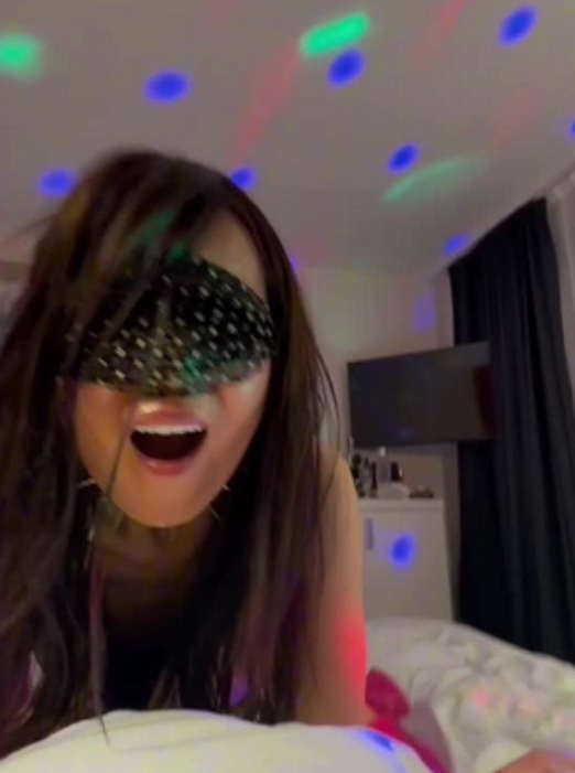 推特michellewiwi三人行劲爆单部1.43GB