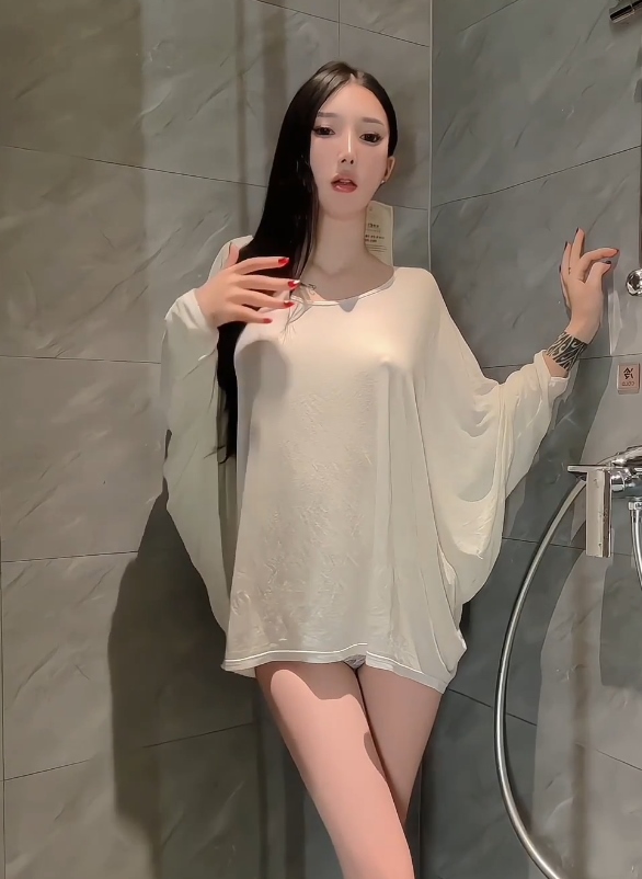 10V1.79GB花椒高跟美女福利热舞好勾人