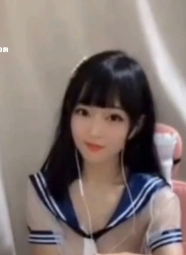 OnlyFans咸小樱舔耳福利10V8.8G娇媚入魂