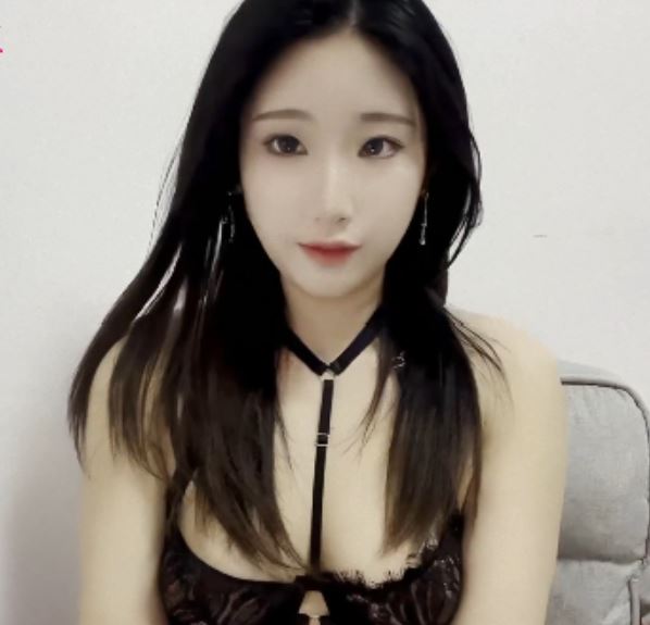 美女雪儿真人互动教学合集6V4.53G波涛汹涌